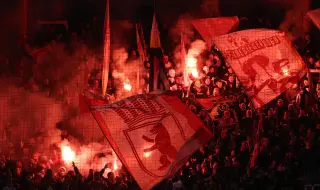 Германски футболни фенове на бунт в Бремен срещу затягането на мерките за сигурност по стадионите