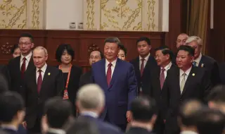 Как Китай се опитва да намали влиянието на САЩ в света