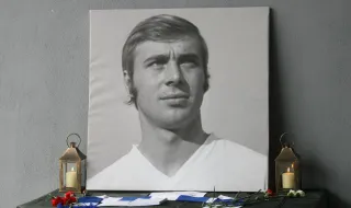 76 години от рождението на Павел Панов