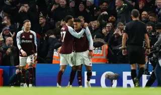 Астън Вила продължава да мечтае за титлата