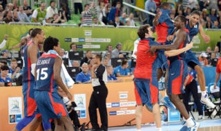 Франция изненада еврошампиона по баскетбол след драма