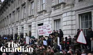 Британските фермери обмислят масови протести заради рязкото покачване на цените на горивата