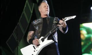 Зрелищен инцидент на концерт на Metallica (ВИДЕО)