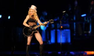 Мадона отмени два концерта в Париж
