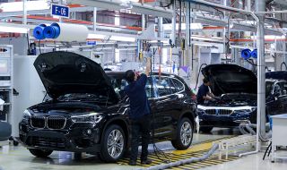 BMW започва сериозни икономии при производството на автомобили