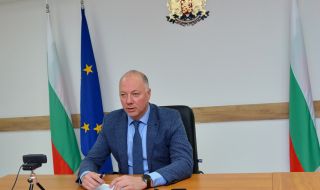 Министърът на транспорта: България не може да си позволи увеличение на разходите в авиационния сектор
