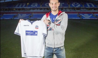 Симеон Славчев премина в английския Болтън