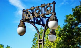 Подменят уличното осветление в София