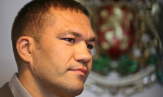 Кобрата иска бой в София