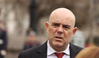 Парламентът вика главния прокурор втори път за седмица