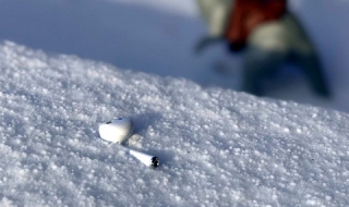 Apple помага при загубени AirPods