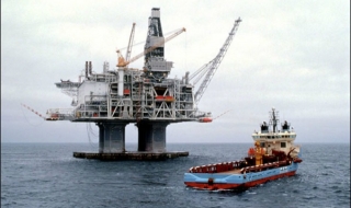 Шест нефтени и газови гиганти, борещи моретата