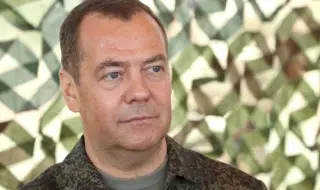 Медведев: Изходът за Украйна? Обща държава с Русия или няма да остане нищо ВИДЕО