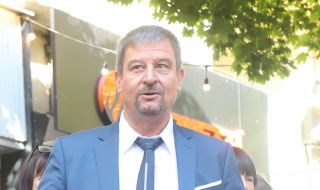 Юлиян Петров: Тестовете за учениците не хващат заразата