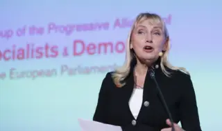 Елена Йончева сигнализира Европол и Интерпол за политическа злоупотреба с лични данни и полицейско сътрудничество