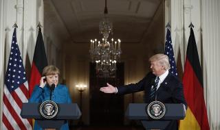 Меркел: Няма военно решение между САЩ и Северна Корея