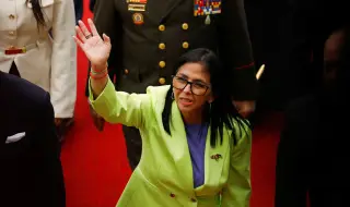 Армията и полицията се заклеха в "безпрекословна вярност и подчинение" пред временния президент на Венецуела