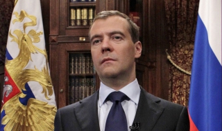 Медведев: Не ме отписвайте за Кремъл