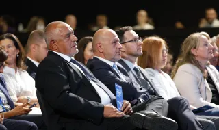 Над 700 делегати на ГЕРБ се събраха на Национално събрание 