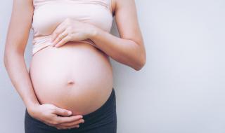 Бременна жена забременя още веднъж (ВИДЕО)