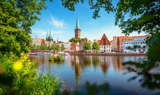 Германски град спира осветяването на обществени сгради, за да пести енергия