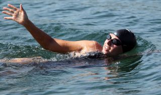 36-годишна австралийка постави световен рекорд за най-много преплувания на Ла Манша