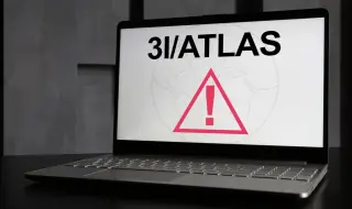 Астрофизик от Харвард допуска, че наближаващата Земята комета 3I/ATLAS може да е движена от извънземен разум