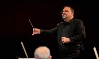 Холивудският композитор Дани Елфман пристига за концерт в Софийската филхармония
