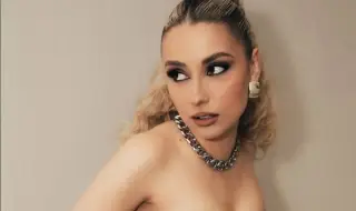 Михаела Маринова разпали мрежата със СНИМКИ по бански