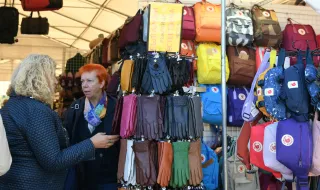 Изложението „Доверете се на българското“ започна в София