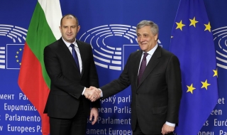 Радев: Сигурността на Европа започва от границите на България