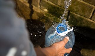 За достъпа до питейна вода, бутилираната вода и ефектите от пластмасата - Данита Заричинова от "За Земята" пред ФАКТИ
