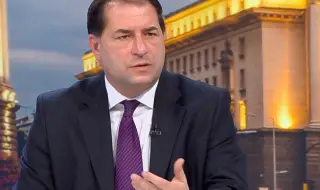 Доц. Борислав Цеков: Няма битка „промяна на статуквото”, а има вътрешна борба в рамките на самото политическо статукво