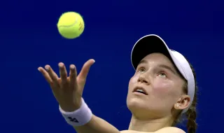 Елена Рибакина си гарантира №1 в света за края на годината след нова победа в Токио