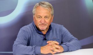 Хиновски: Без законодателни промени бизнесът не може да получи помощта за тока