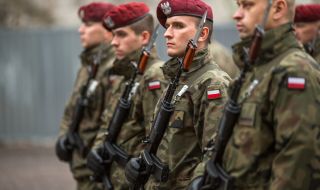 Полша постави въоръжените си сили в повишена готовност