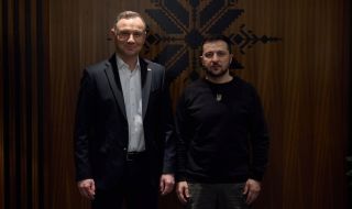 Зеленски се срещна с полския президент Анджей Дуда на път за Киев след визитата в САЩ