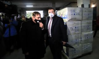 Здравният министър: Осигурени са 1 200 000 антигенни теста, рано е да разхлабваме мерките