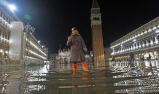 Мощен ураган помете Италия