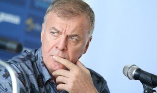 Наско Сираков със странно изказване за ''Левски'' на напрегната среща с феновете