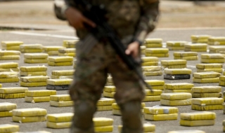 Близо 2 тона кокаин заловени в Еквадор
