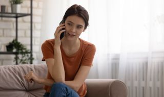Проучване: Говоренето по телефона повишава риска от високо кръвно