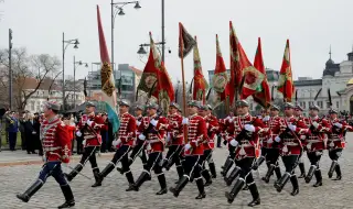 С военни ритуали в цялата страна честваме Националния празник и 148 г. от Освобождението на България