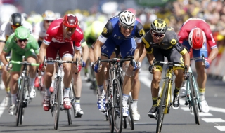 Германец триумфира в 4-ия етап на &quot;Тур дьо Франс&quot;