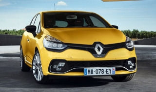 Новото Clio R.S. с ауспуси Akrapovic