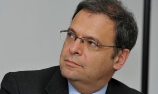 Юлиан Попов: Не трябва да се притесняваме толкова от спирането на руския газ