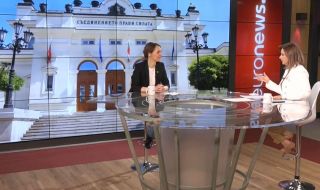 Кремена Кунева: Ще работя здраво коалицията ПП-ДБ да е първа политическа сила