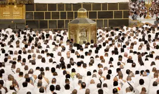 52 градуса жега в Мека: огненият ад взе живота на 900 мюсюлмански поклонници