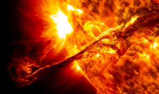 Апарат на НАСА ще се приближи до Слънцето