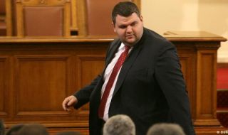 Пеевски: ДПС няма да подкрепи идеята за ограничение на мандата на успешни кметове